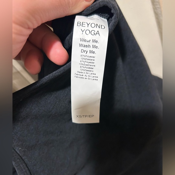 NWT Beyond Yoga Spacedye Forever a tank in Darkest Night , XS - Picture 13 of 13